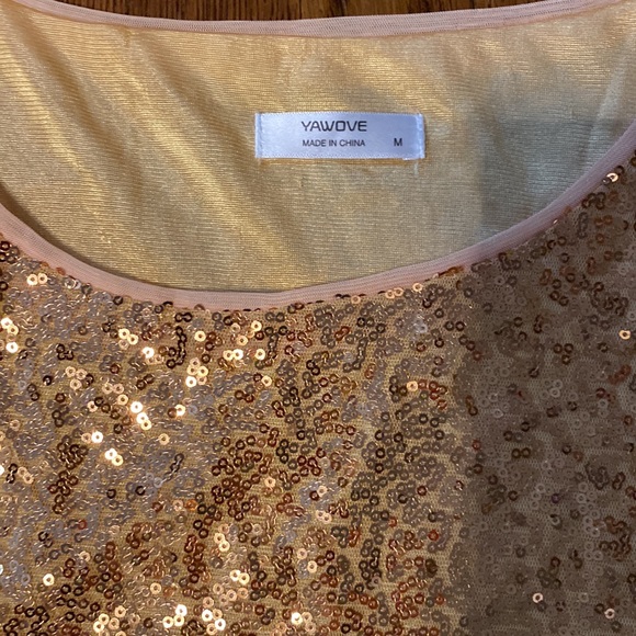 Medium Gold Sequins Relaxes Fit Short Sleeve Shirt - Picture 7 of 7